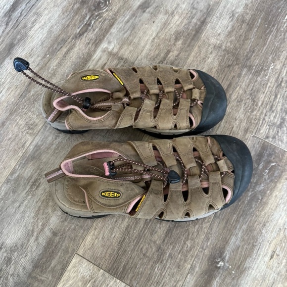 Keen Newport Waterproof Hiking Outdoor Sandals - Picture 5 of 6